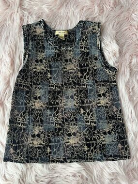 PLISSE Black & Cream Patterned Ribbed Tank Top